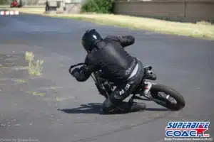 superbike coach bodyposition kneedown Mini Oval Pics