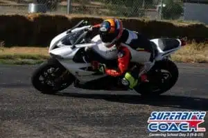 Advanced motorcycle school in regard body positioning for sport bike riders who want to learn Motogp riding techniques