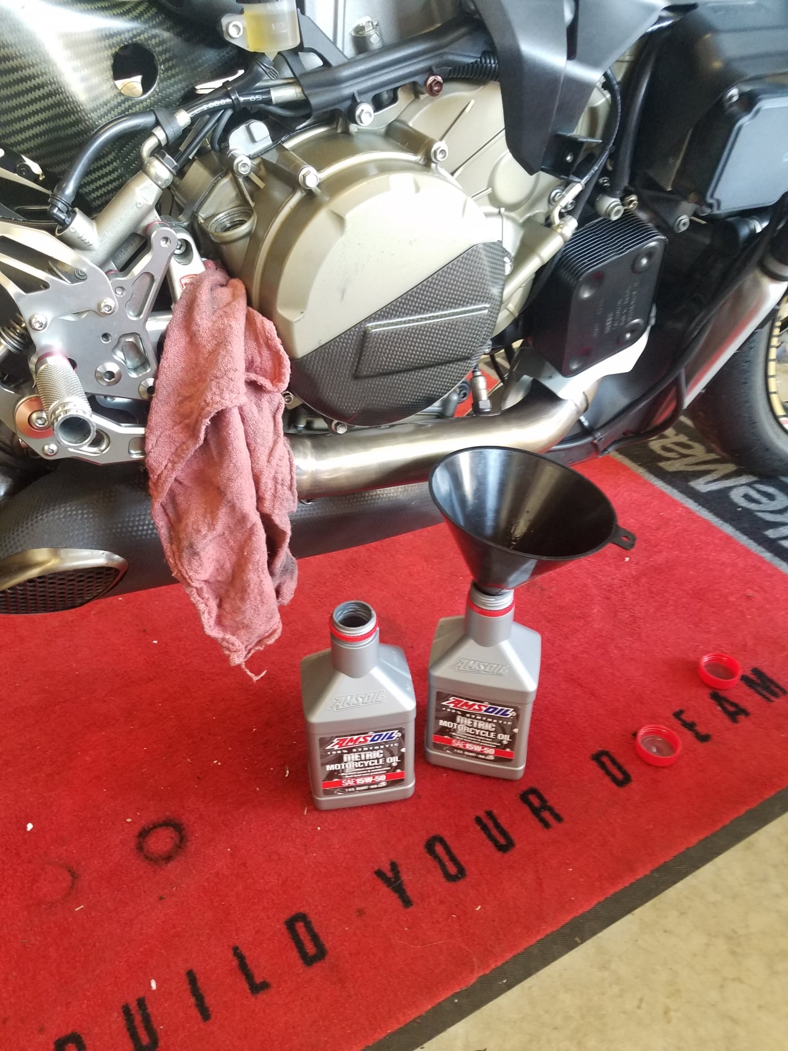 When and How Often Should I Use Dirt Bike Chain Lube? - AMSOIL Blog