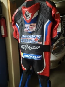 Superbike-Coach motogear suit